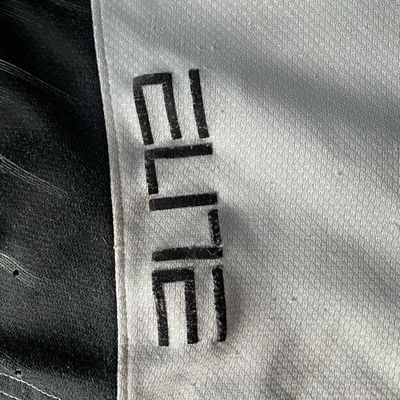 Nike Elite Basketball Shorts - Picture 2 of 3